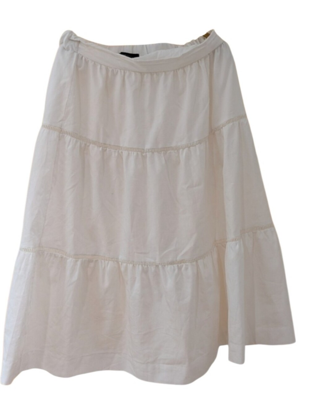 Forever 21 White A-Line Tiered Skirt. Lining.
